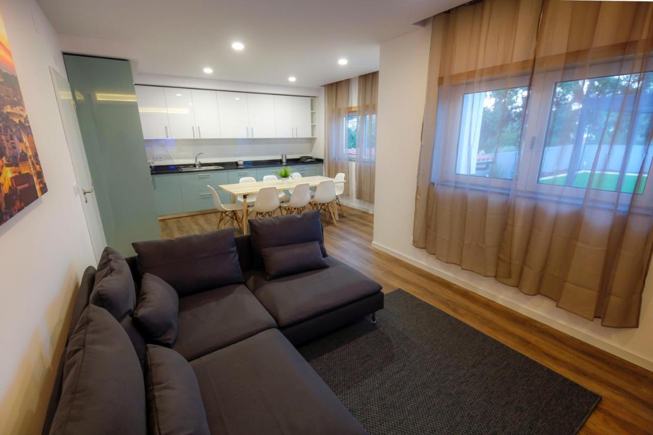Cozy Apartment With Garden Fatima Exterior photo